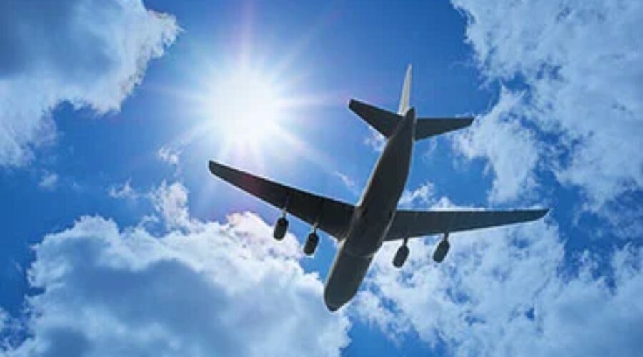 Geoffrey Brow On Why the Best In-House Lawyers Learn To Fly The Plane With One Engine Burning