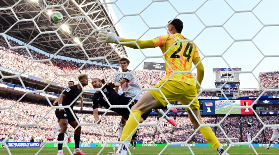In the blogs: Hoisting the FIFA trophy